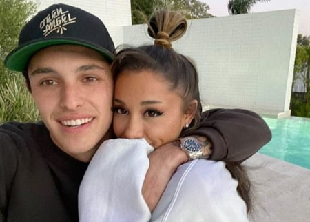 Ariana Grande has all the earmarks of being setting up cameras for a socially separated 27th birthday celebration... in the wake of going Instagram official with sweetheart Dalton Gomez